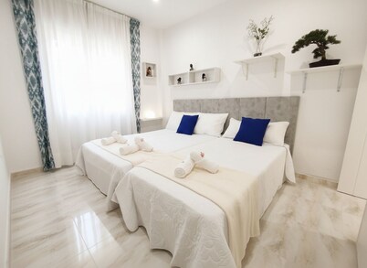 YOUR OASIS NEAR MADRID WITH JACUZZI, POOL AND COUNTRY VIEWS.