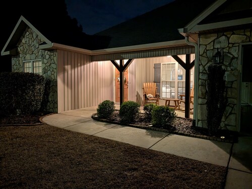 Cozy, private home near Robins AFB and Perry!