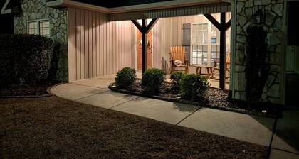 Cozy, private home near Robins AFB and Perry!