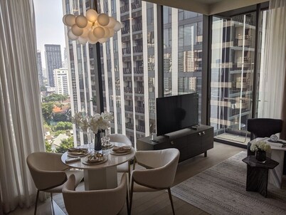 ที่พักคอนโด 2 ห้องนอน วิวหลักล้าน