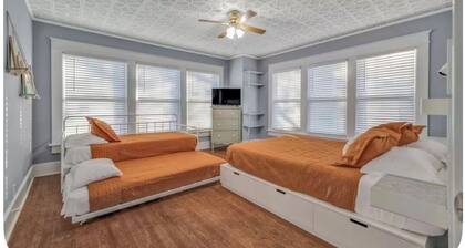 Spacious, Cozy Colonial Home