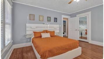 Internet, bed sheets