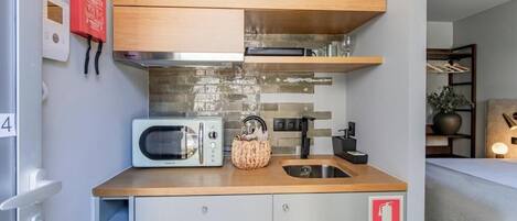 Studio | Rideaux occultants, fer et planche Ă repasser, Wi-Fi gratuit