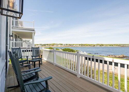 The Wright Place - Charming 5-bedroom Oceanside house