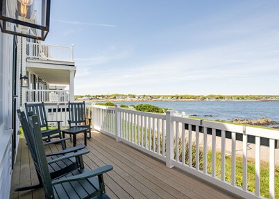 The Wright Place - Charming 5-bedroom Oceanside house