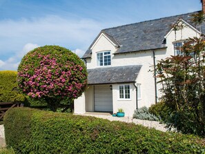Exterior - Glencoe Cottage (Broadway)