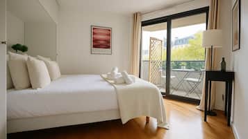 Iron/ironing board, free WiFi