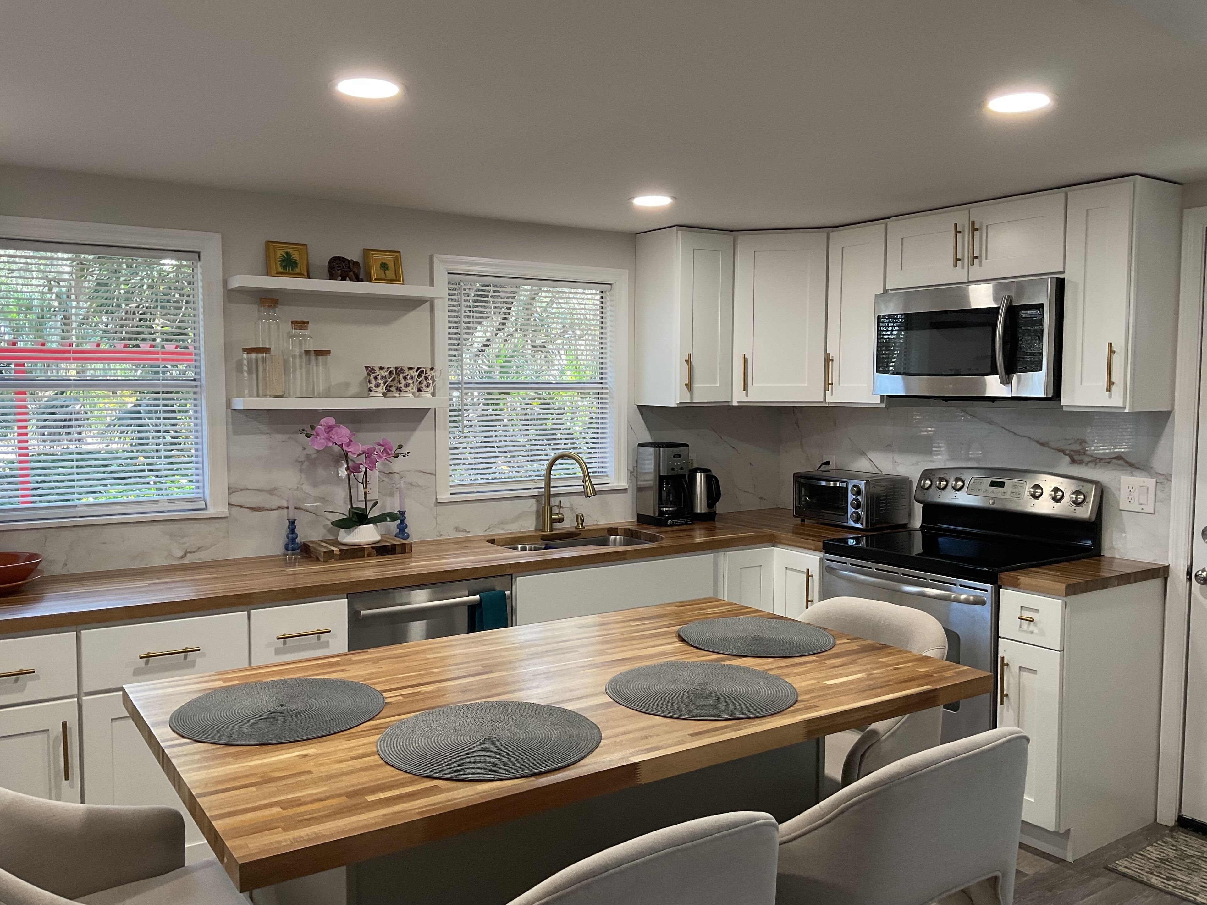 Microwave, oven, stovetop, dishwasher