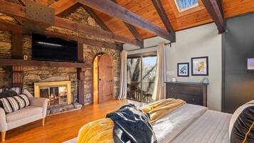 BĂŒgeleisen/BĂŒgelbrett, Reisekinderbett, WLAN, BettwĂ€sche