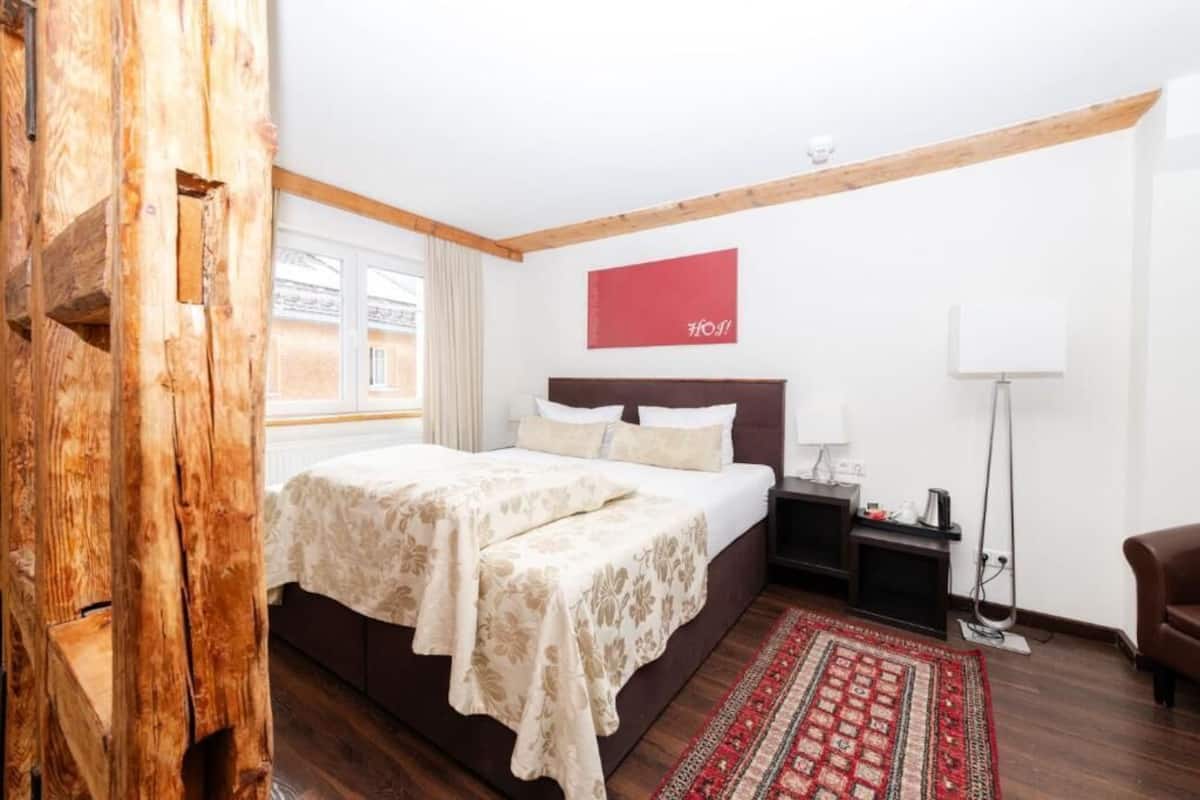 Classic Double Room, City View | In-room safe, iron/ironing board (on request), WiFi (free)
