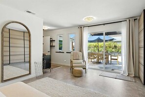 Interior - Hot tub, gym, walk to restaurants, central AC (Santa Barbara)