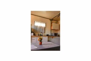 Microwave, stovetop