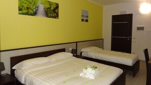 Room - ROOMS DI MATTEO (San Paolo di Jesi)