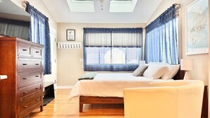 1 bedroom, travel crib, WiFi, bed sheets