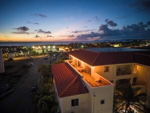 Unclassified image, 3 of 89, button - Bon Bida Penthouse with a spectacular panorama over the sea and beautiful sunsets (Kralendijk)