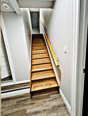 Interior - COZY PLACE (Oshawa)