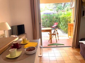 Fernseher