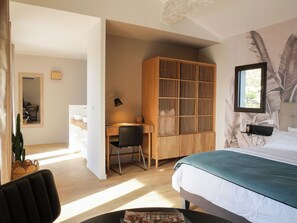 WiFi, bed sheets - Suite Evasion - Maison d'hôtes l'Espigoulié (Sainte-Maxime)