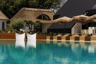 Ayana Coral Bay Resort