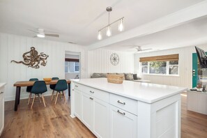 Interior - Up On The Roof: Comfy Bungalow in Walking Distance to Beach (Oak Island)