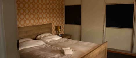 House, Smoking | 2 bedrooms