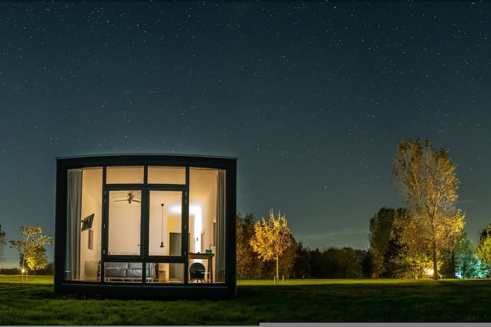 Leien Tiny House Cabin