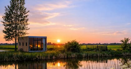 Geau Tiny House Cabin