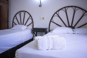 Double Room | Free WiFi - Hotel Posada del Ángel (Mérida)