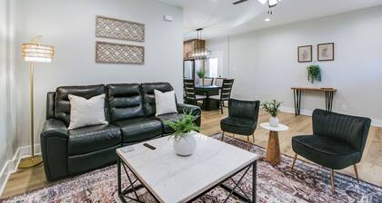 Stay at Sunrise is a golden retreat located one block from the river.