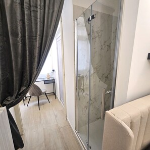 Basic Room | Interior
