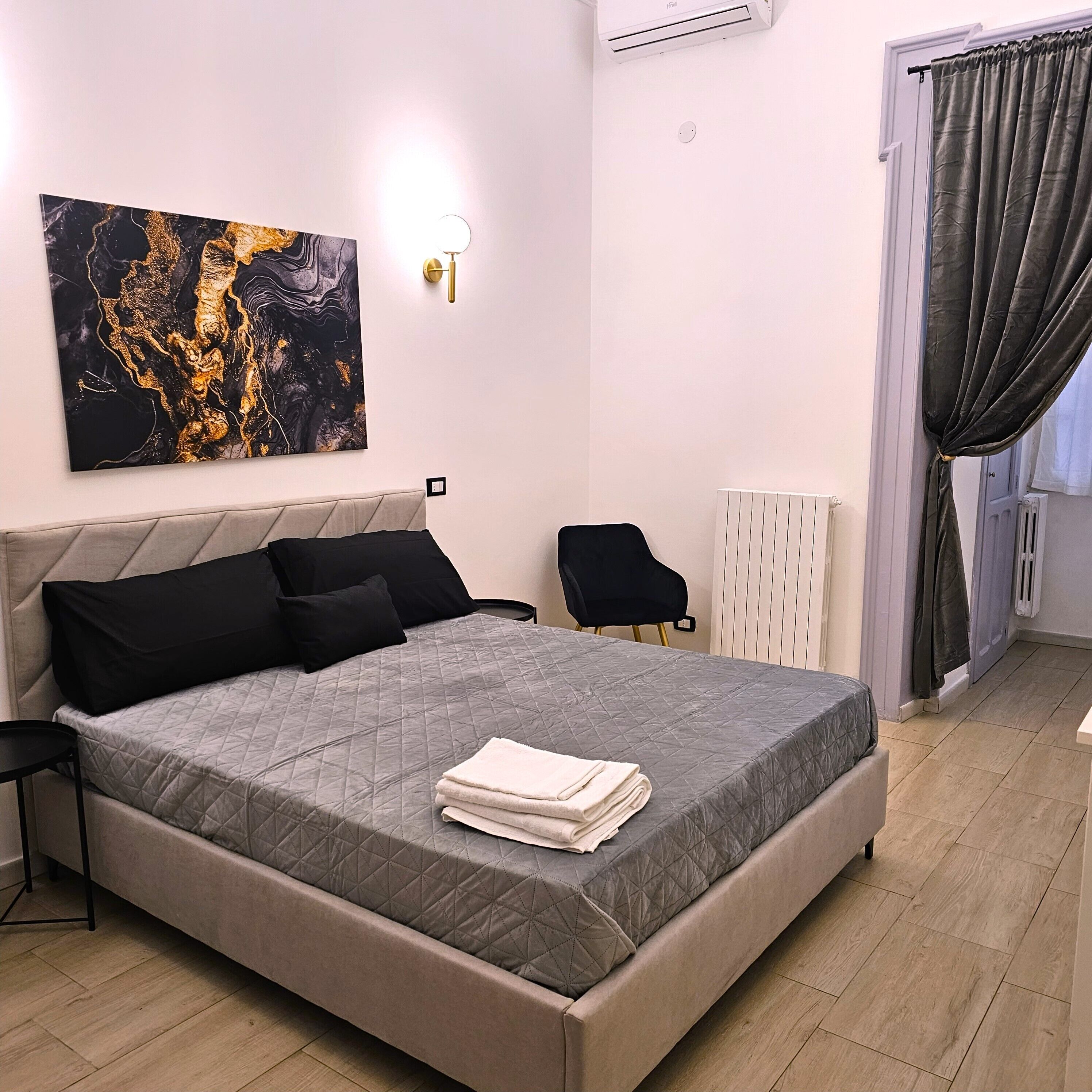 Standardzimmer | Schreibtisch, kostenloses WLAN