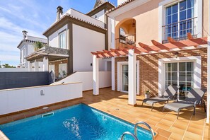 Nicht klassifiziertes Bild, 3 von 32, Schaltfläche