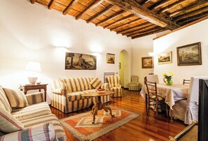 Smart TV - Clock Terrace House (Roma)