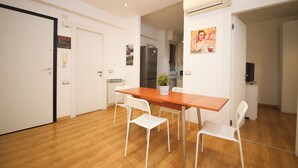 Leilighet (2 Bedrooms) | Oppholdsområde