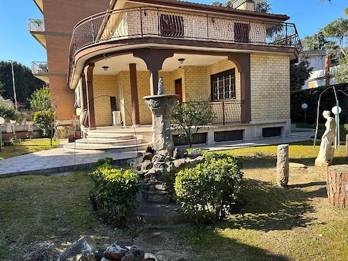 Villa Visconti by Ghor