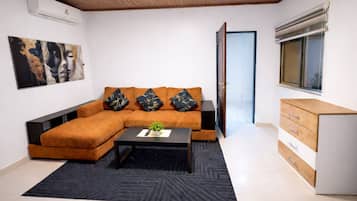 Japanese-style Apartment, 2 Bedrooms | Living area
