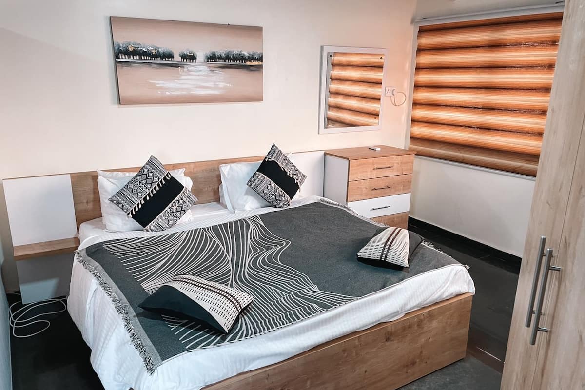 Superior-Apartment, 1 Schlafzimmer | Zimmersafe, laptopgeeigneter Arbeitsplatz, Bügeleisen/Bügelbrett