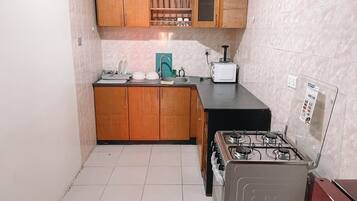 Superior Apartment, 1 Bedroom | Private kitchen