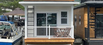 Morning Glory - Floating Cottage (TFC#3) - Resort