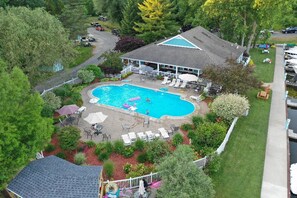 Beheizter Pool