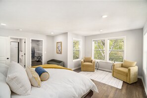 5 bedrooms, iron/ironing board, free WiFi, bed sheets - Preserve Paradise in Harbor Club Resort and Marina (South Haven)