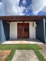 Minibar, decoración personalizada y wifi gratis