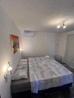 Double Room | Free WiFi