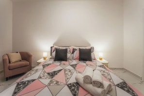2 Schlafzimmer, Bügeleisen/Bügelbrett, Reisekinderbett, WLAN