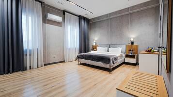 Dobbelt- eller tomannsrom – standard | Safe på rommet og wi-fi (inkludert)