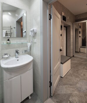 Bathroom - City Deluxe Apartments (Tashkent)