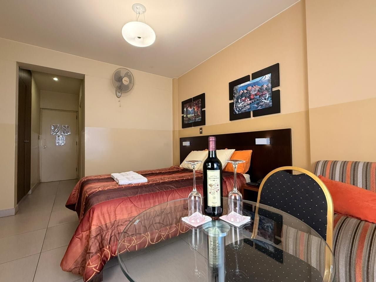 Superior Single Room, 1 Queen Bed, Private Bathroom, City View | Laptop workspace, free WiFi