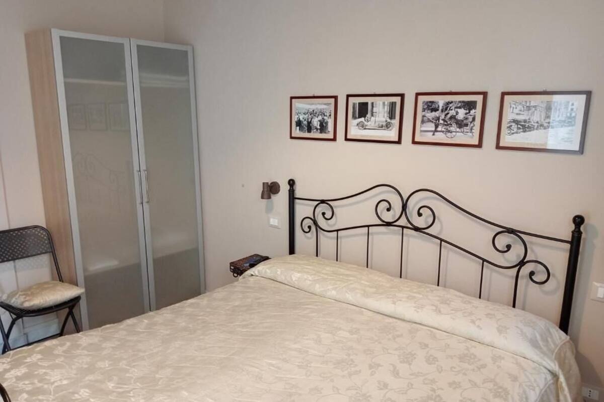 Standard Double Room, 1 Double Bed | In-room safe, desk, laptop workspace, WiFi (free)