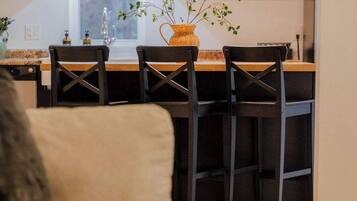 House, Multiple Beds, Hot Tub (The 312 House) | Interior