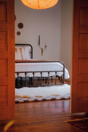 House, Multiple Beds, Hot Tub (The 312 House) - The 312 House A Boho Retreat Hocking Hills (Logan)